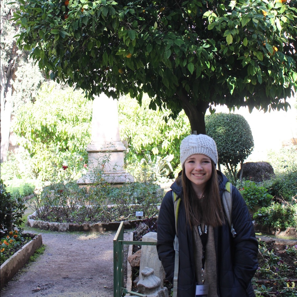 Meet your Posher, Ashley